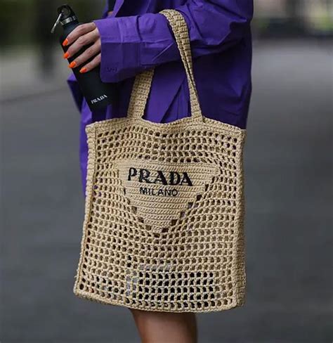 bolsa prada de crochê 